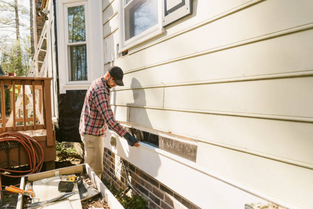 Trusted Storm Damage Siding Repair service in Brookfield, OH - Creative Siding